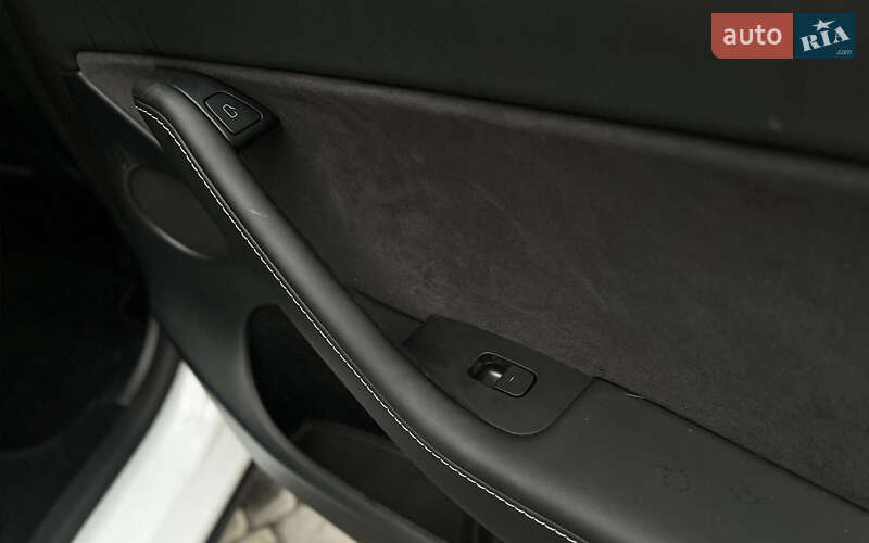 Позашляховик / Кросовер Tesla Model Y 2023 в Мукачевому