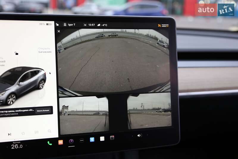 Внедорожник / Кроссовер Tesla Model Y 2023 в Киеве