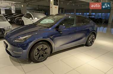 Внедорожник / Кроссовер Tesla Model Y 2022 в Киеве