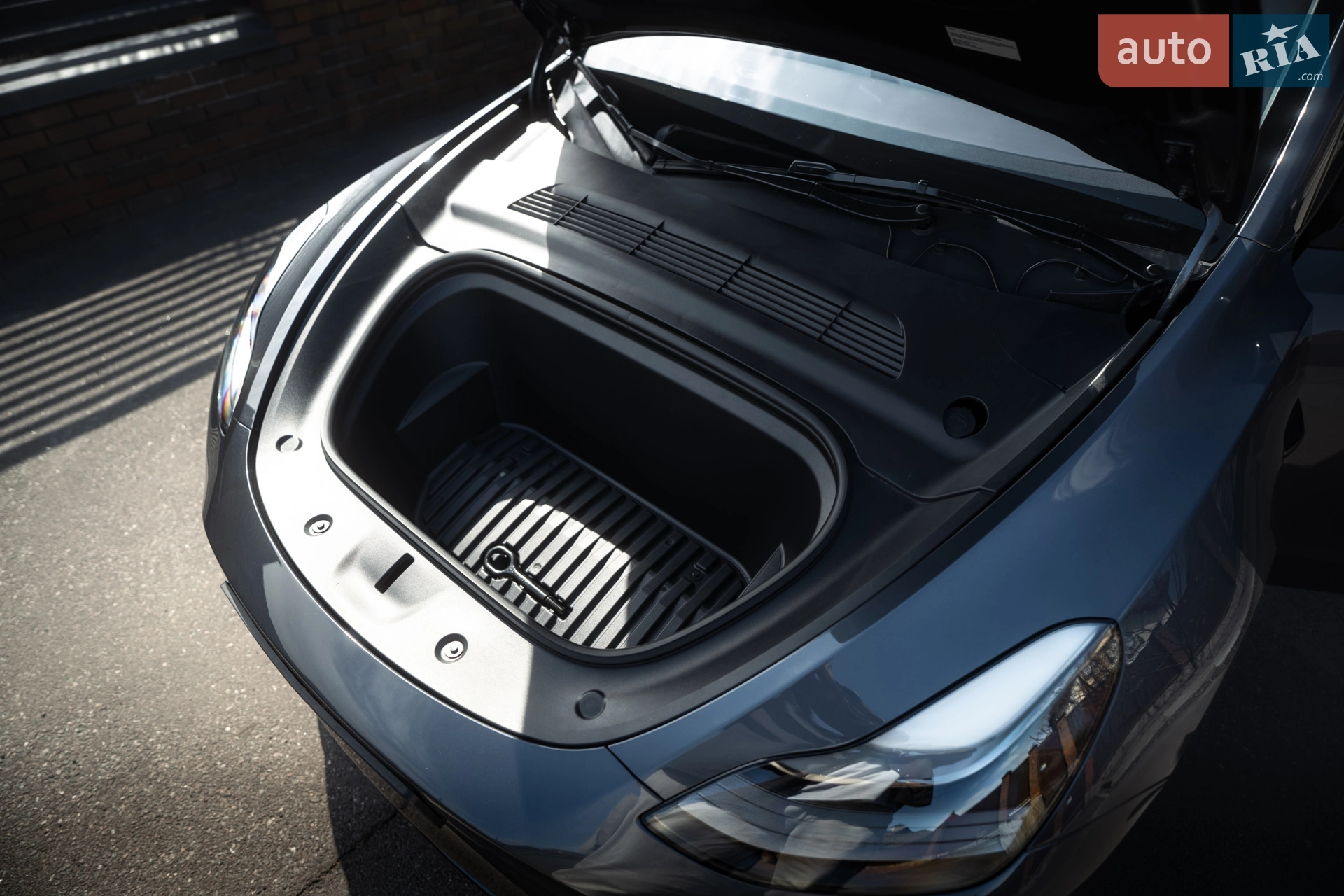 2023 Tesla Model Y - мініатюра 4