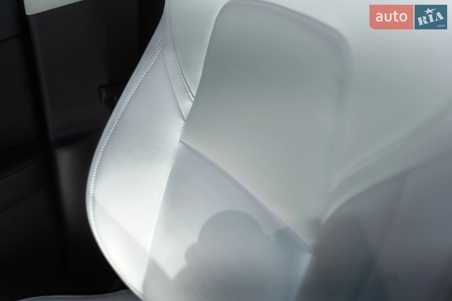 2023 Tesla Model Y - мініатюра 18