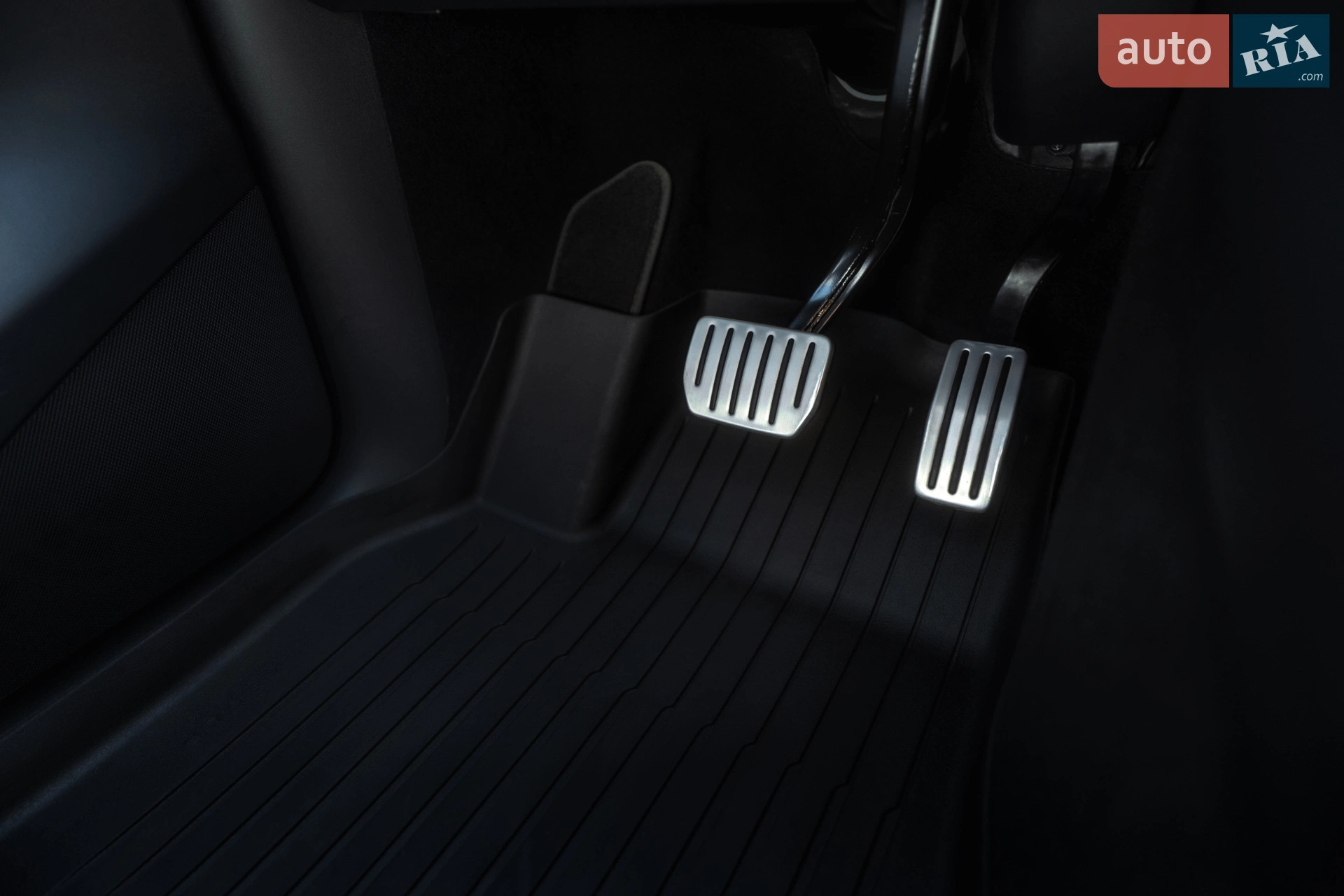 2023 Tesla Model Y - мініатюра 29