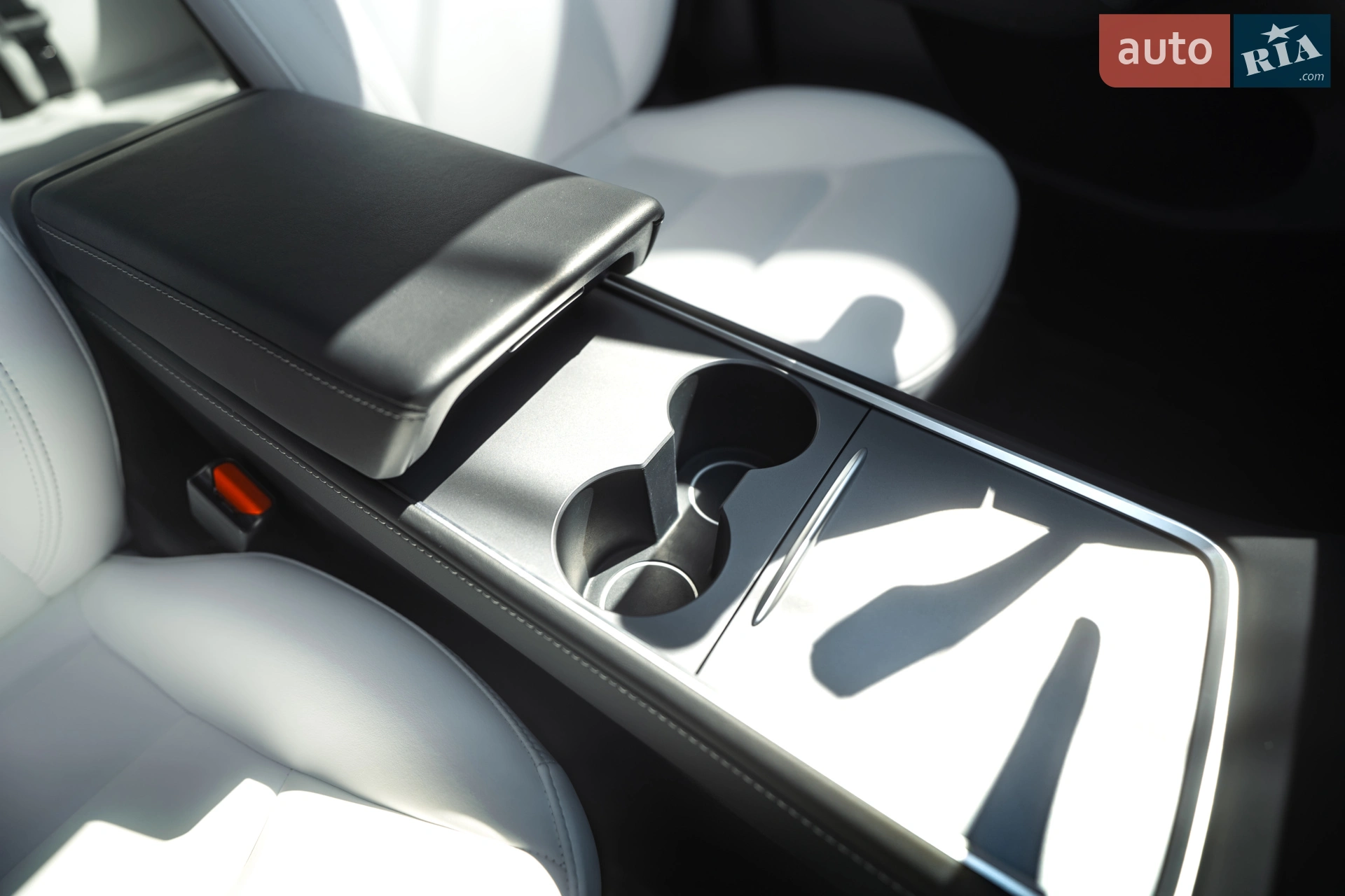 2023 Tesla Model Y - мініатюра 30