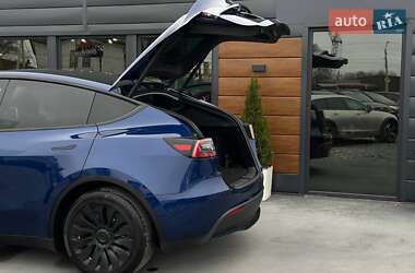 Внедорожник / Кроссовер Tesla Model Y 2023 в 