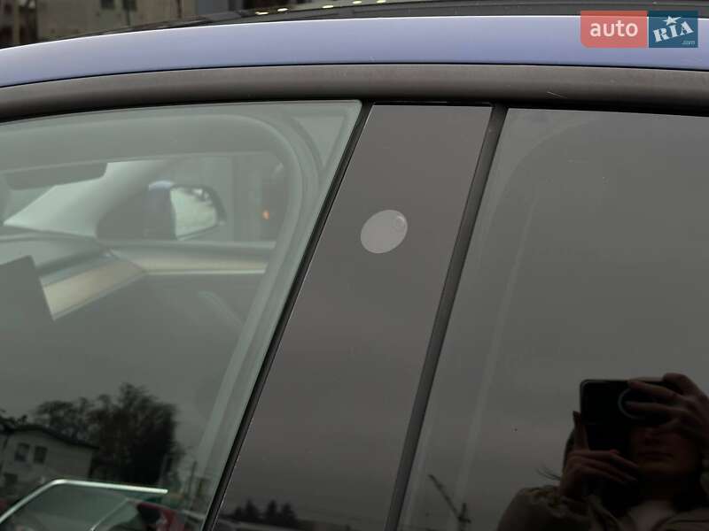 Позашляховик / Кросовер Tesla Model Y 2023 в Рівному