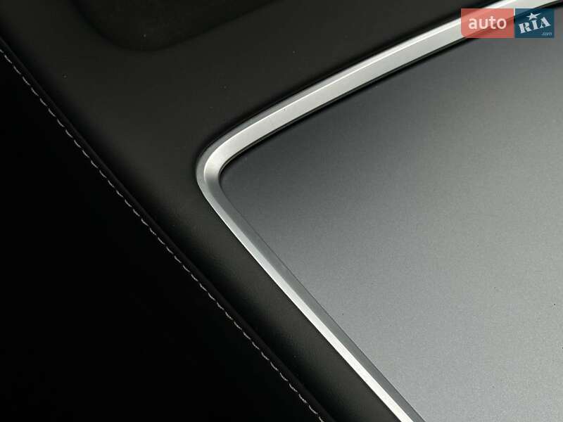 Позашляховик / Кросовер Tesla Model Y 2023 в Рівному