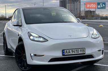 Позашляховик / Кросовер Tesla Model Y 2022 в Києві