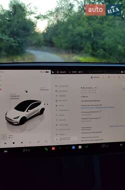 Внедорожник / Кроссовер Tesla Model Y 2023 в 