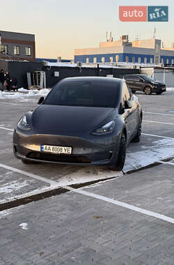Внедорожник / Кроссовер Tesla Model Y 2023 в 