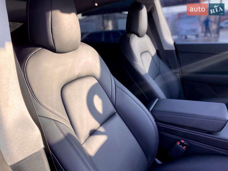 Внедорожник / Кроссовер Tesla Model Y 2022 в Рогатине