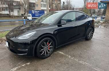 Внедорожник / Кроссовер Tesla Model Y 2021 в Киеве