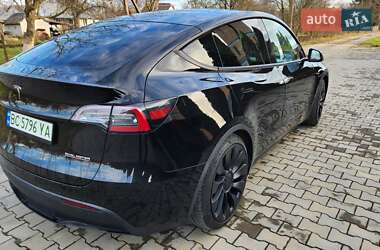 Позашляховик / Кросовер Tesla Model Y 2020 в Львові