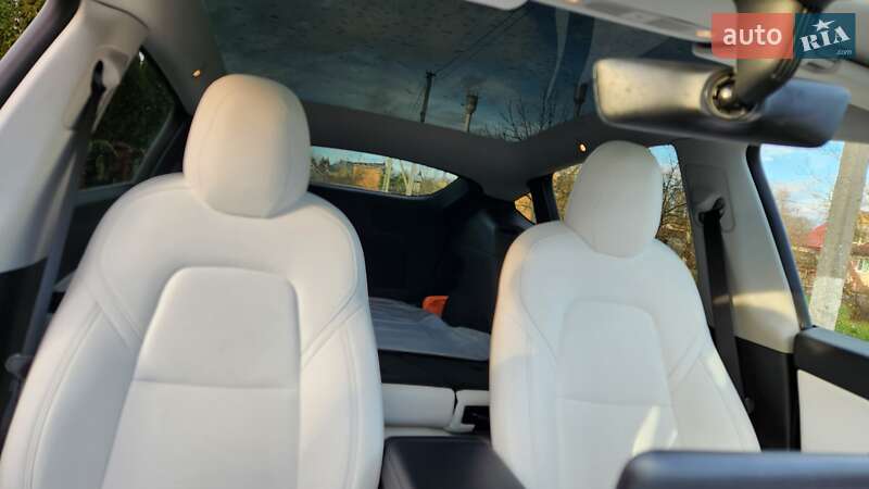 Позашляховик / Кросовер Tesla Model Y 2020 в Львові