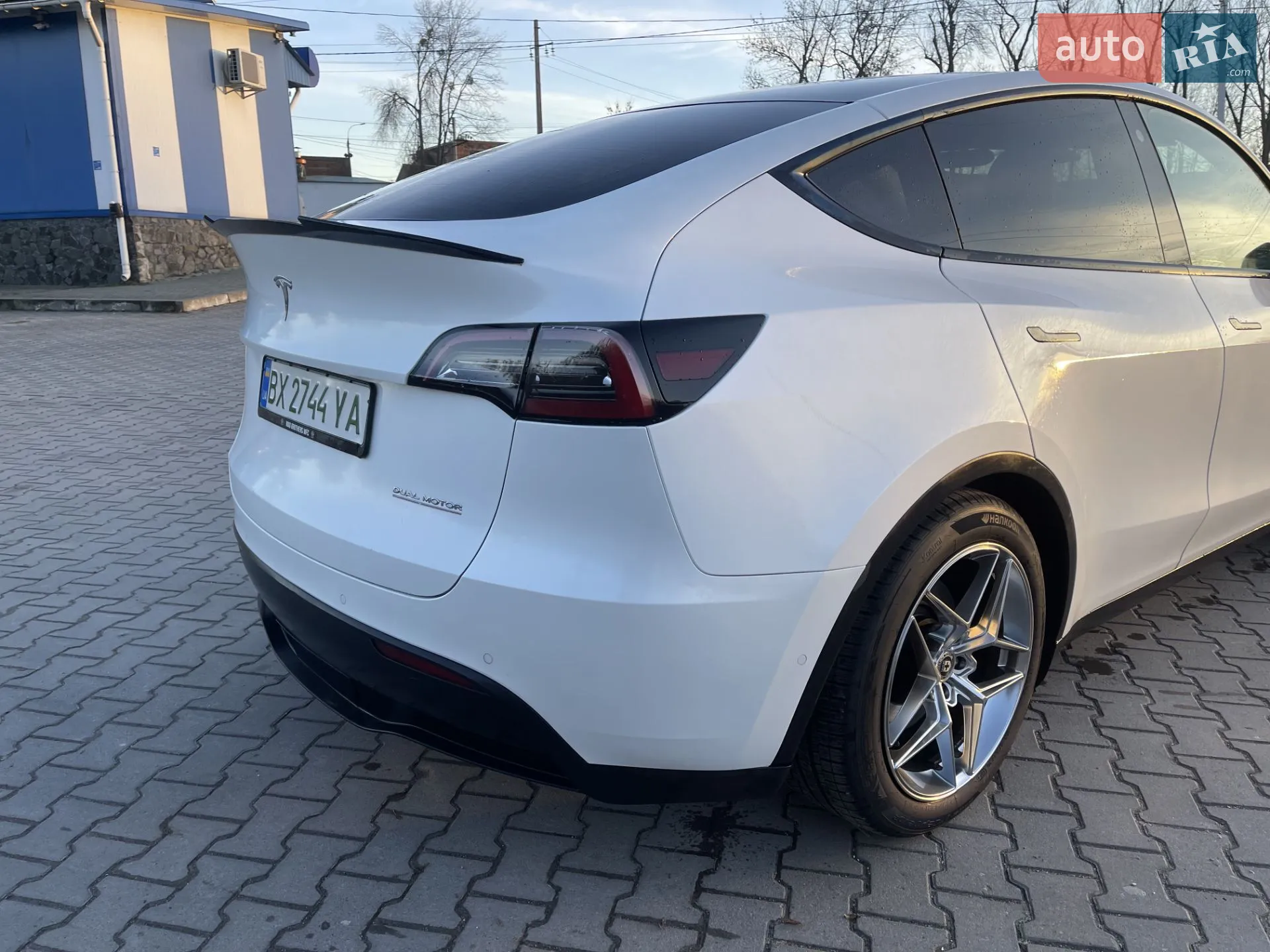 2022 Tesla Model Y - мініатюра 8