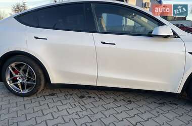Позашляховик / Кросовер Tesla Model Y 2022 в 