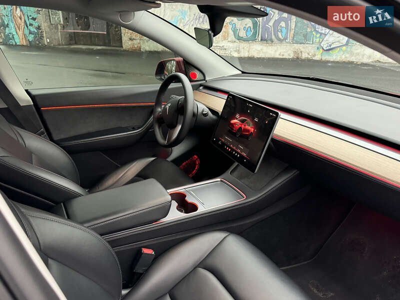 Позашляховик / Кросовер Tesla Model Y 2022 в Дніпрі