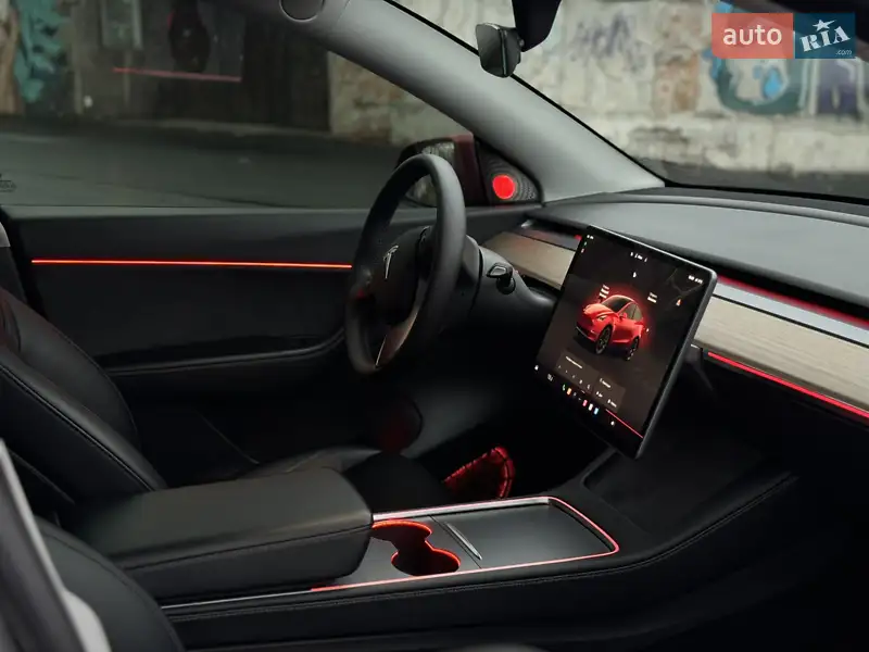Внедорожник / Кроссовер Tesla Model Y 2022 в 