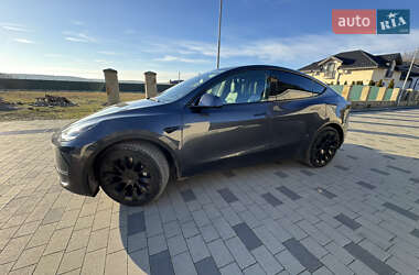 Внедорожник / Кроссовер Tesla Model Y 2021 в 