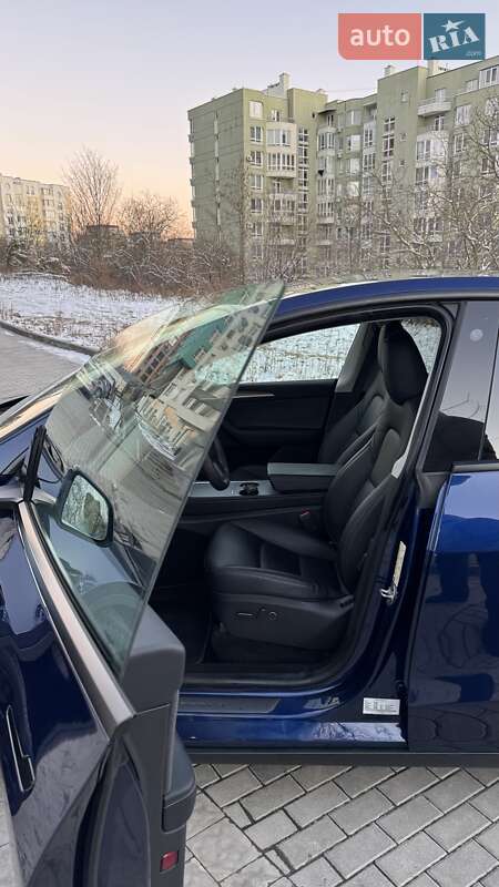 Позашляховик / Кросовер Tesla Model Y 2023 в Львові