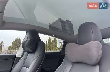 Внедорожник / Кроссовер Tesla Model Y 2022 в 