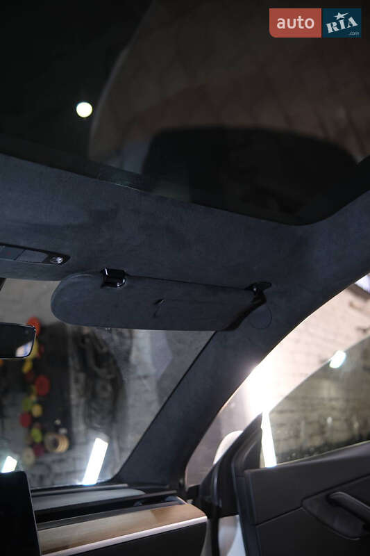 Позашляховик / Кросовер Tesla Model Y 2020 в Луцьку