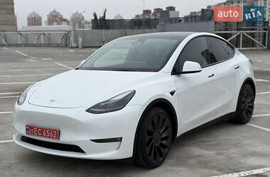 Tesla Model Y 2022