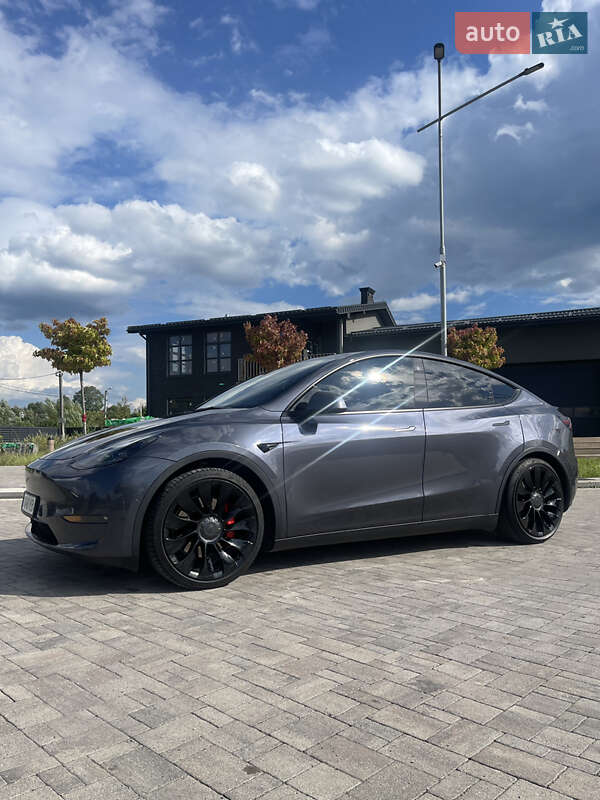 Внедорожник / Кроссовер Tesla Model Y 2021 в Золочеве