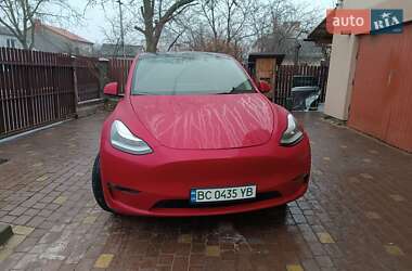 Tesla Model Y 2022