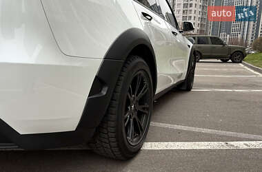 Внедорожник / Кроссовер Tesla Model Y 2022 в 