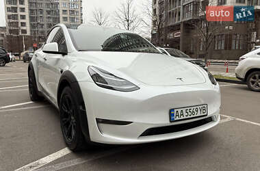 Внедорожник / Кроссовер Tesla Model Y 2022 в 