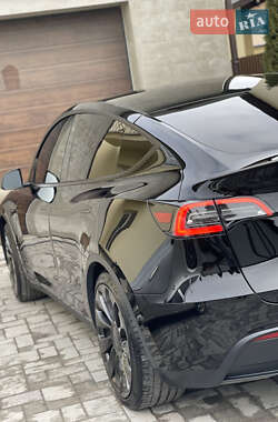 Внедорожник / Кроссовер Tesla Model Y 2022 в 