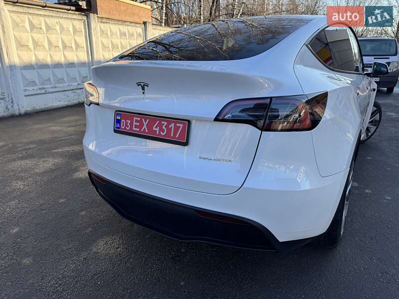 Внедорожник / Кроссовер Tesla Model Y 2024 в Виннице