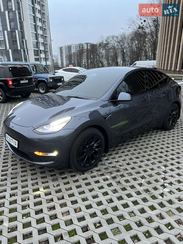 Внедорожник / Кроссовер Tesla Model Y 2021 в Харькове