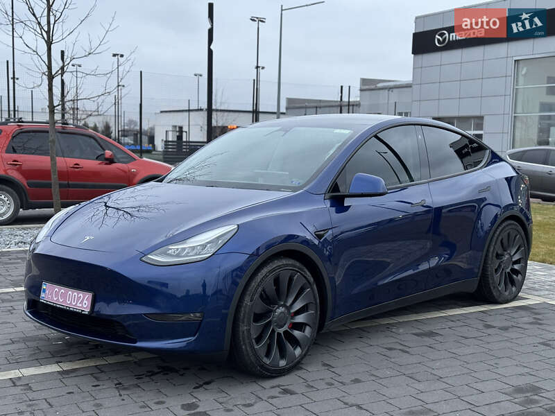 Позашляховик / Кросовер Tesla Model Y 2020 в Ужгороді