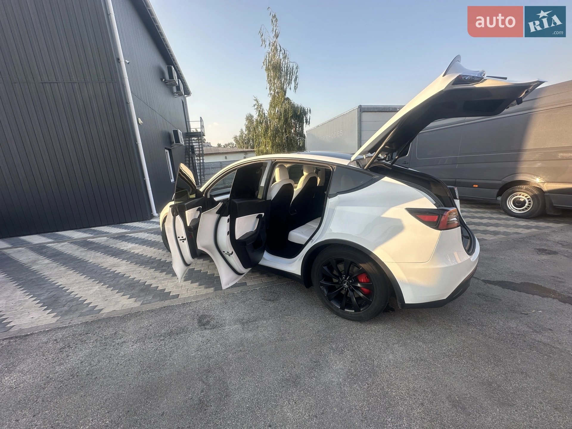 2022 Tesla Model Y - мініатюра 10