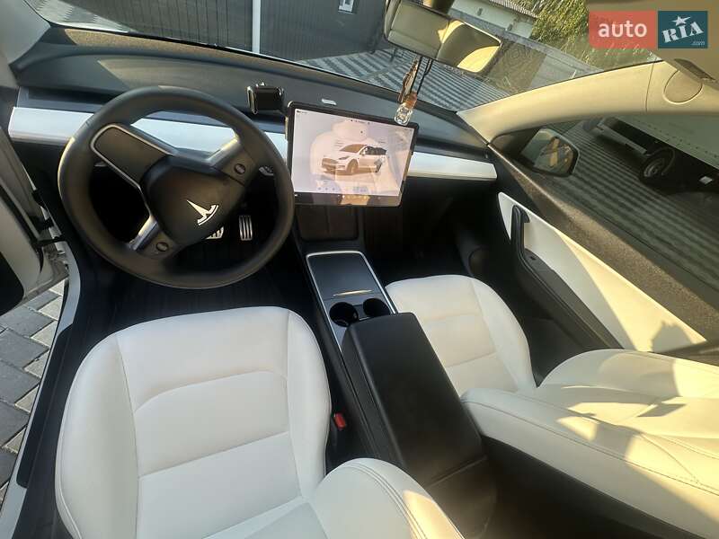 Внедорожник / Кроссовер Tesla Model Y 2022 в Киеве фото 16 Внедорожник / Кроссовер Tesla Model Y 2022 в Киеве