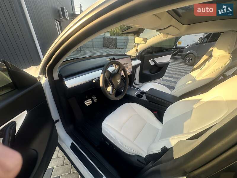 Внедорожник / Кроссовер Tesla Model Y 2022 в Киеве фото 21 Внедорожник / Кроссовер Tesla Model Y 2022 в Киеве