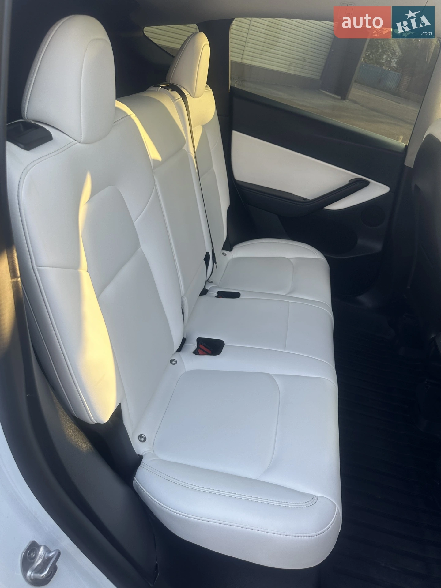 2022 Tesla Model Y - мініатюра 32