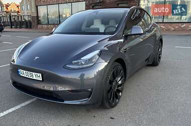 Tesla Model Y 2023