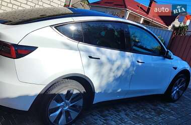 Позашляховик / Кросовер Tesla Model Y 2022 в Умані фото 5 Позашляховик / Кросовер Tesla Model Y 2022 в Умані