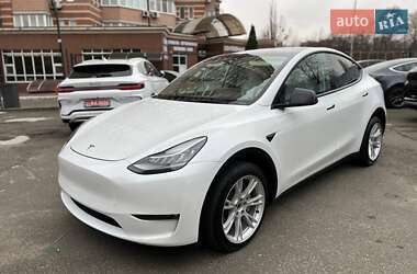 Внедорожник / Кроссовер Tesla Model Y 2021 в 