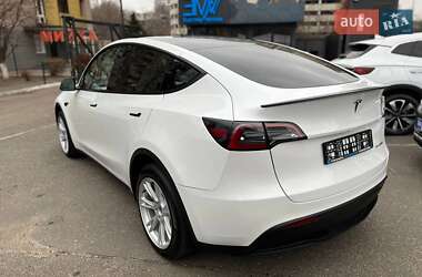 Внедорожник / Кроссовер Tesla Model Y 2021 в 