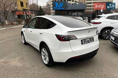 Внедорожник / Кроссовер Tesla Model Y 2021 в 