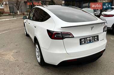 Внедорожник / Кроссовер Tesla Model Y 2021 в 