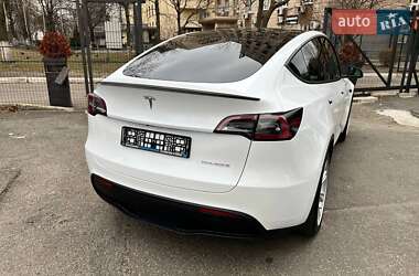 Внедорожник / Кроссовер Tesla Model Y 2021 в 