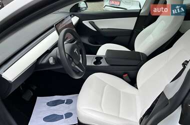 Внедорожник / Кроссовер Tesla Model Y 2021 в 