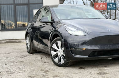 Внедорожник / Кроссовер Tesla Model Y 2024 в 