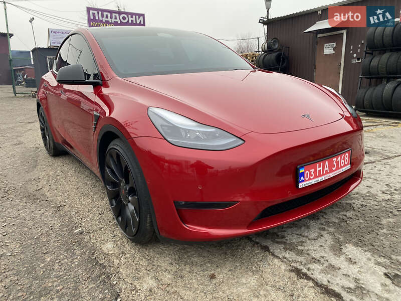 Позашляховик / Кросовер Tesla Model Y 2022 в Києві