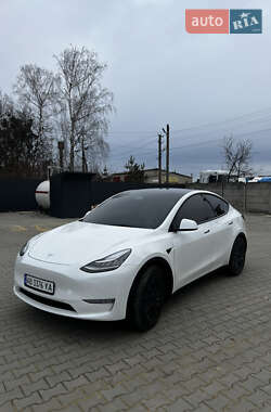 Внедорожник / Кроссовер Tesla Model Y 2021 в Виннице