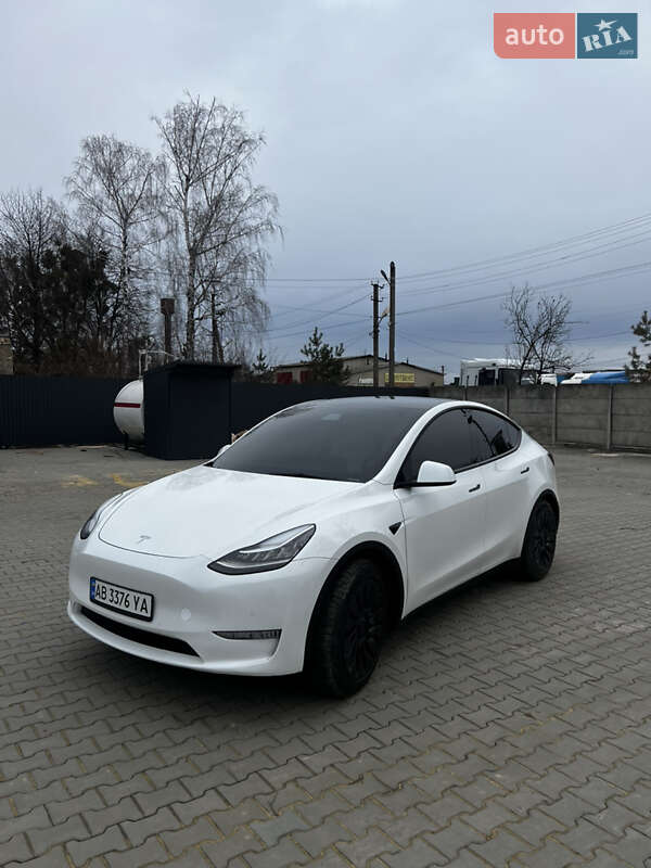 Tesla Model Y 2021
